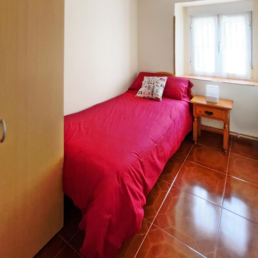 Apartamentos La Capitana Luarca Exteriör bild