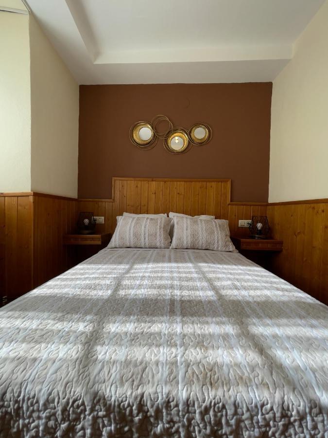 Apartamentos La Capitana Luarca Exteriör bild